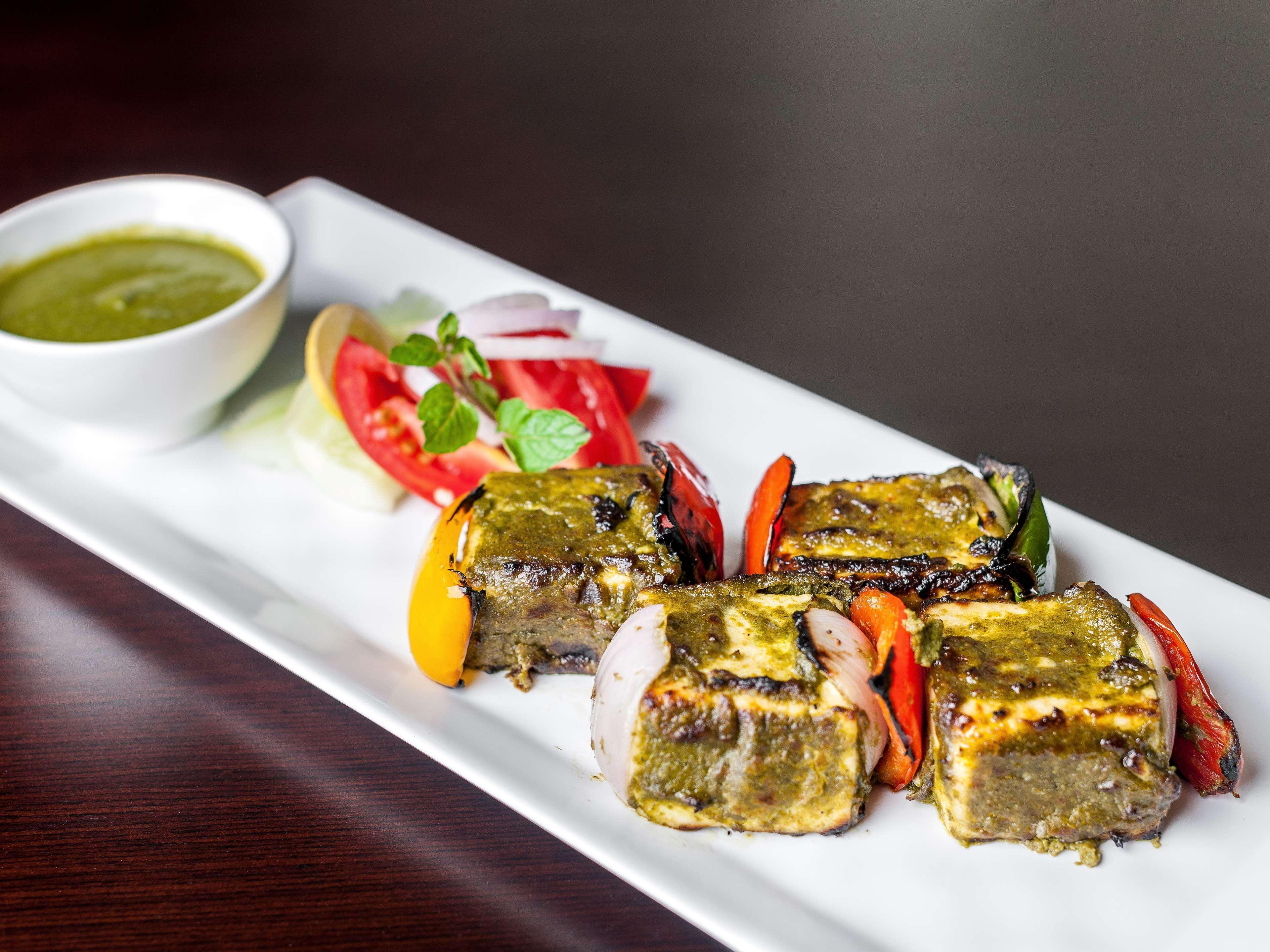 Hyatt Place Gurgaon Udyog Vihar Ngoại thất bức ảnh Paneer tikka
